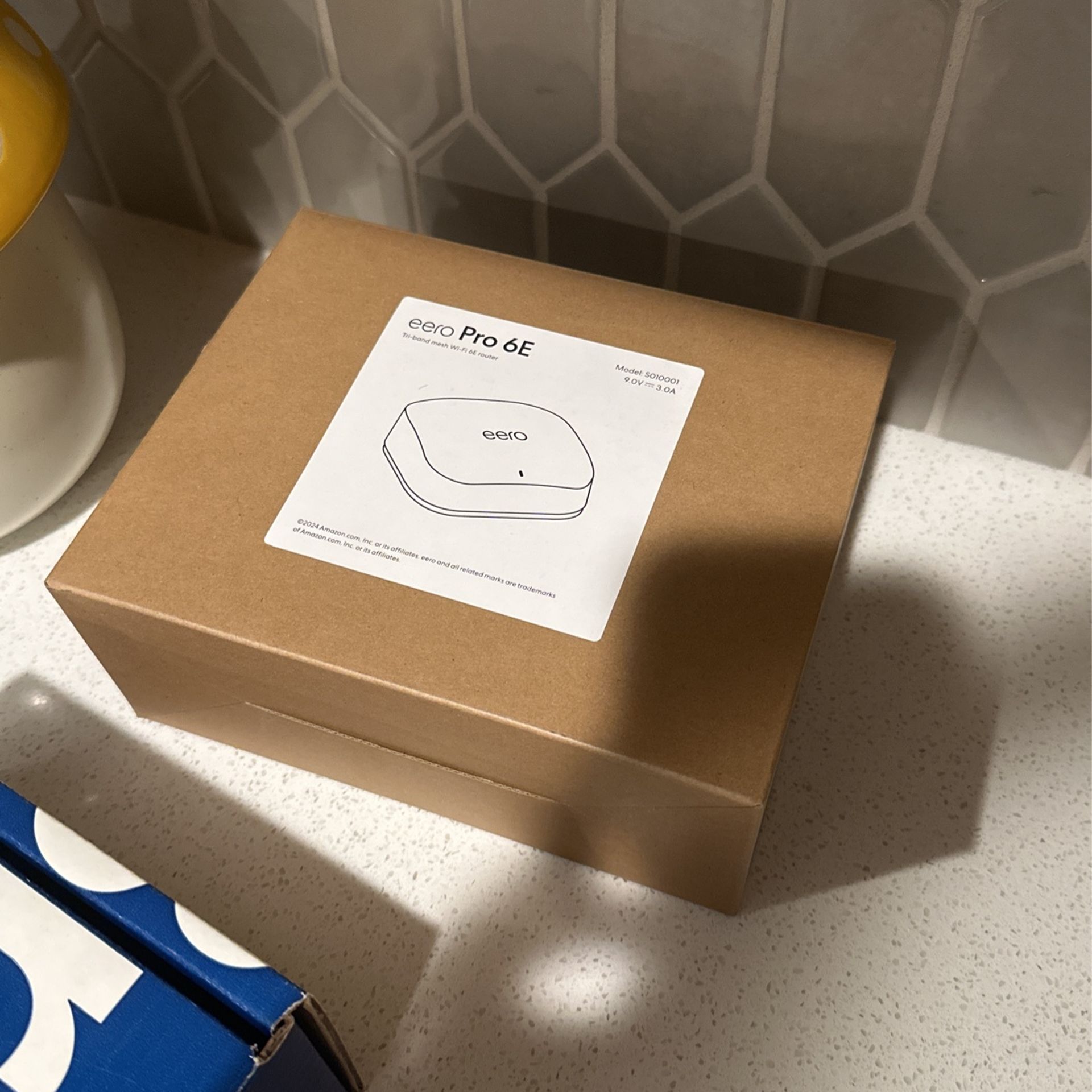 2 EERO Router/modem PRO 6E Combos