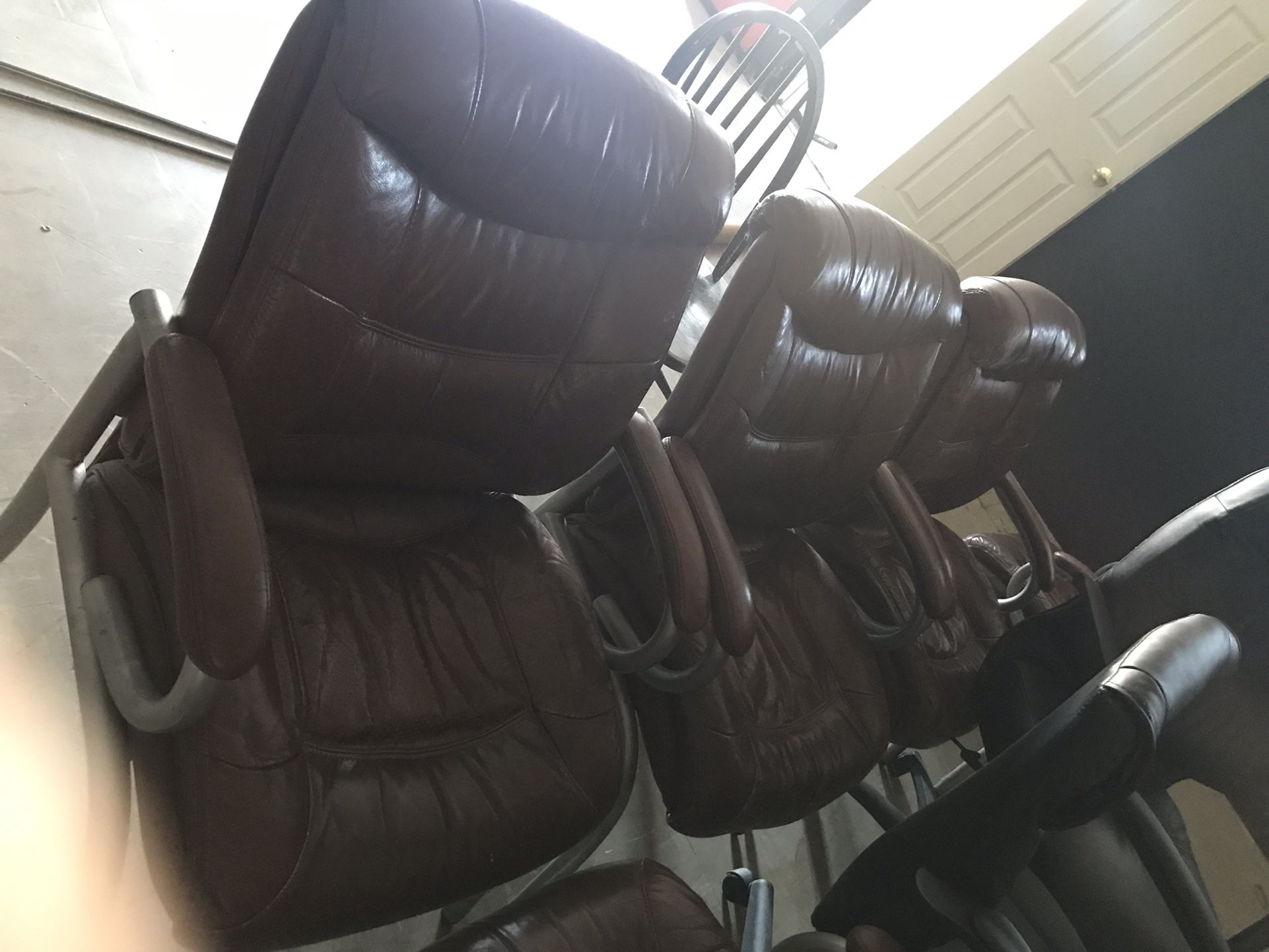 Comfy Office Chairs *PENDING PICK UP**