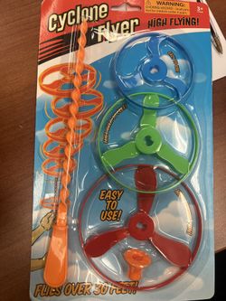 Cyclone Flyer Quantity 3