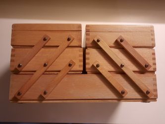VINTAGE SEWING BOX