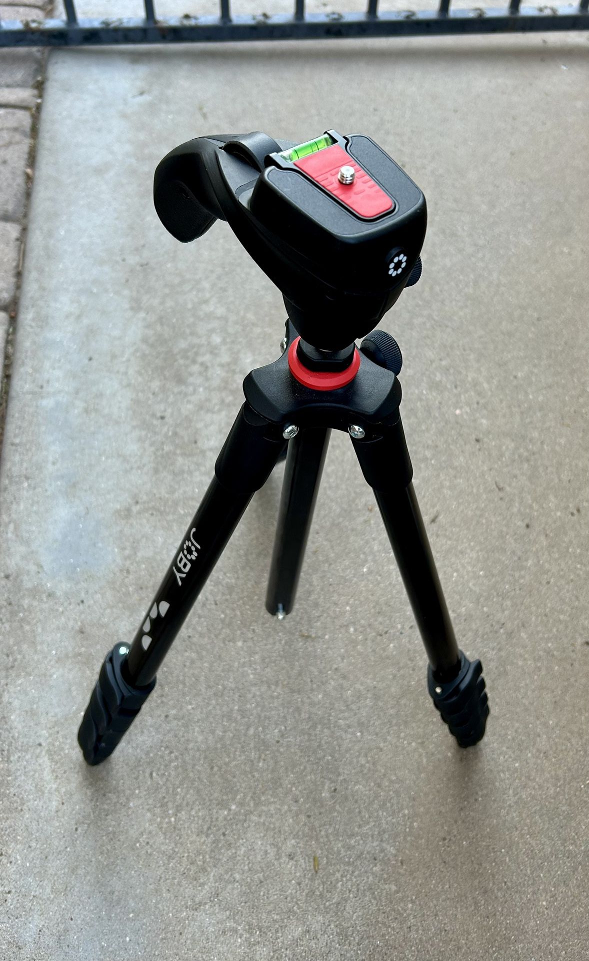 Tripod „JOBY“ for Photo and Video / Like New