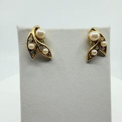 Vintage Gold Tone Pearl Rhinestone Leaf Earrings - Elegant 90s Jewelry