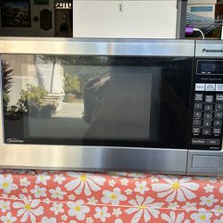 Panasonic 1200W Stainless Steel Microwave (Model NN-SA651S)