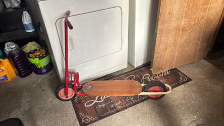 Scooter made of wood heavy & sturdy