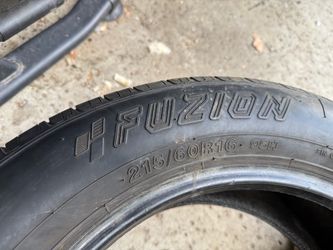 Tire 215/60R16