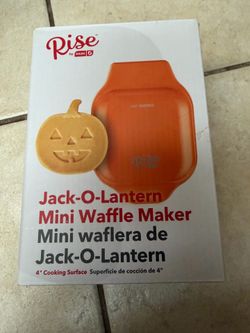 Waffle maker