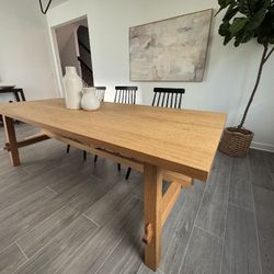 IKEA DINING TABLE GREAT CONDITION LIKE NEW $550