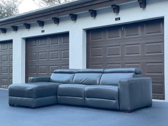 🛋️ Sectional Couch/Sofa - Recliners - Macy’s - Delivery Available 🚛