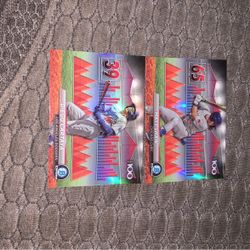 2 Baseball Cards 