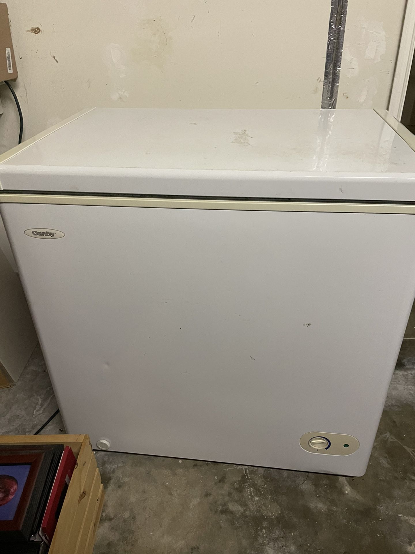 5.5 Cu Ft Chest Freezer By Danby