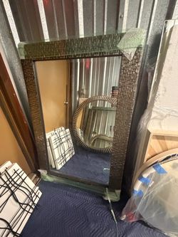 Mirror (uttermost)