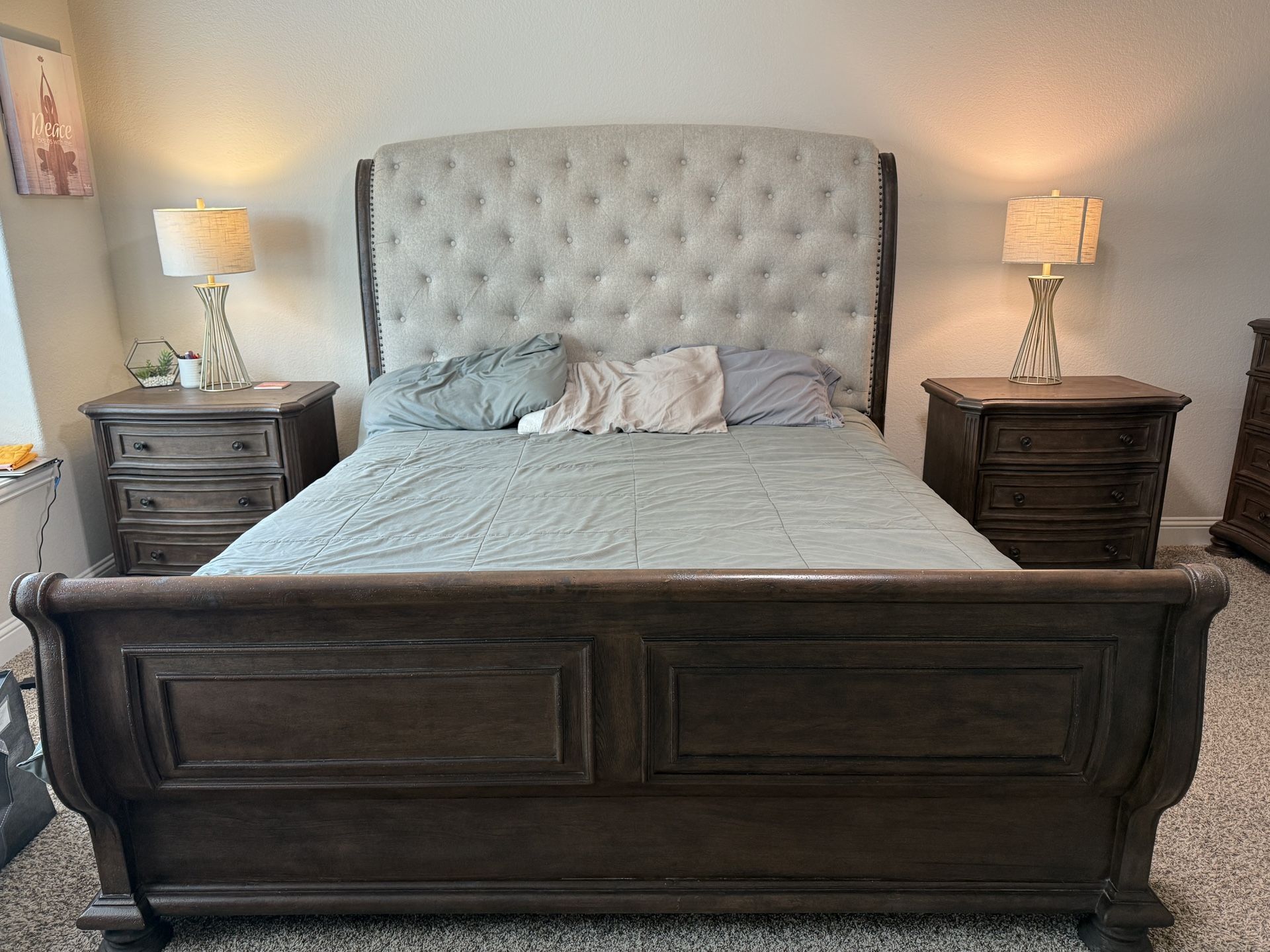 5-Piece King Size Bedroom Set w/ Movable Unit for Mattress & Mattress Included