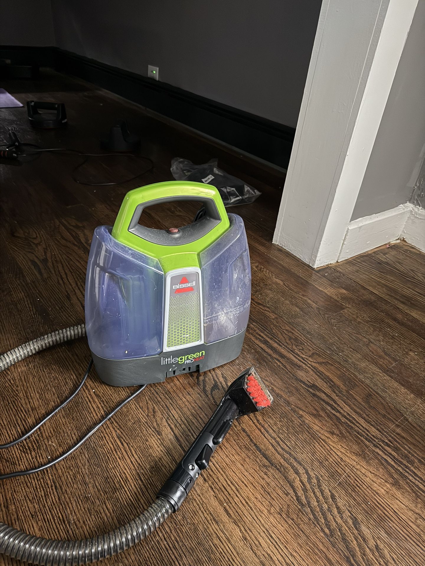 Bissell little green proheat carpet cleaner