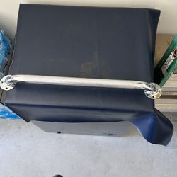 Metal Bar With Mounts