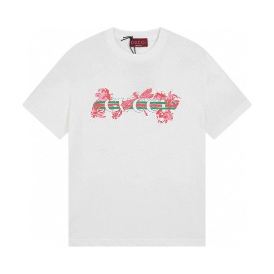 Men's loose white T-shirt