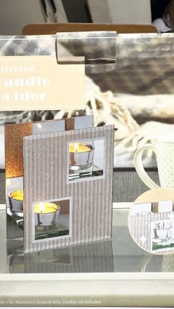 Mirrored candle holder