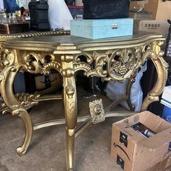 Gold table
