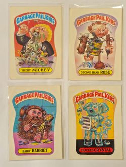 (4) VINTAGE 1986 TOPPS. GARBAGE PAIL KIDS. TRADING CARDS STICKERS LOT. MISSING BORDER.