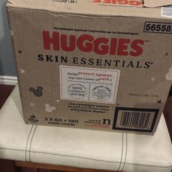 Huggies 180 Count Newborn Diapers