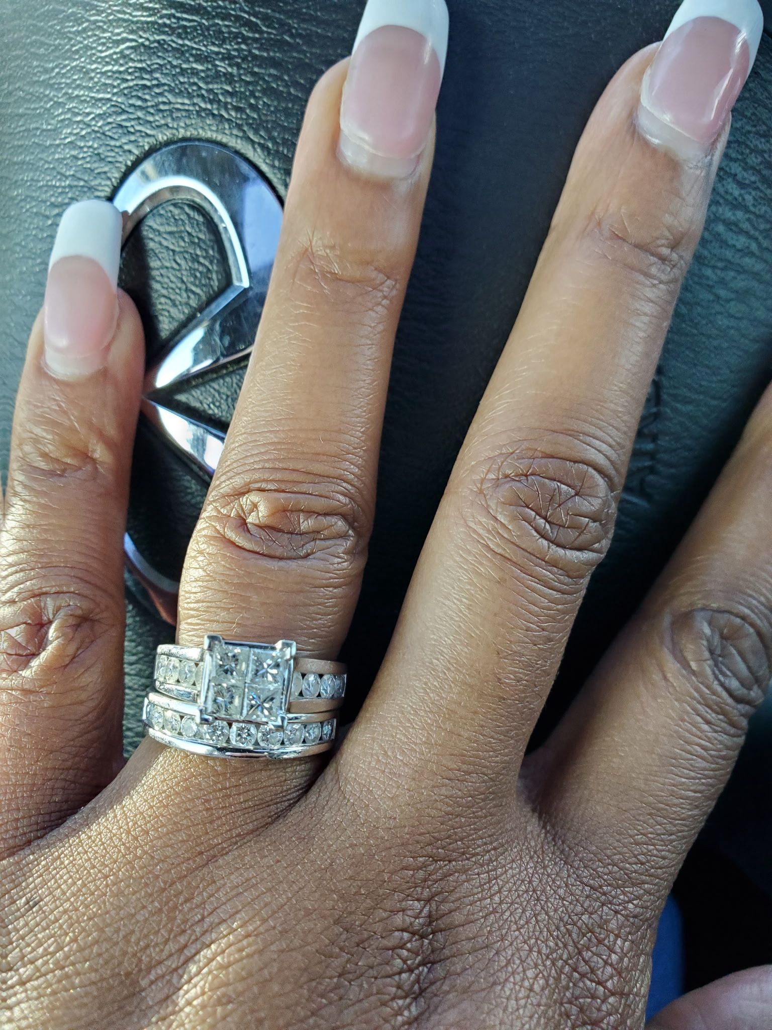 Woman 1.95 Carat Diamond 14K White Gold Ring Set