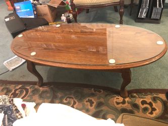 Coffee table wit glass