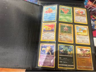 VINTAGE POKEMON BINDER 🔥 ( 300 + CARDS)