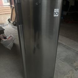 LG Freezer