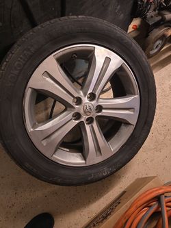 Free 2008-2013 Toyota Highlander Wheel