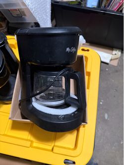 Coffee Machines and Pots