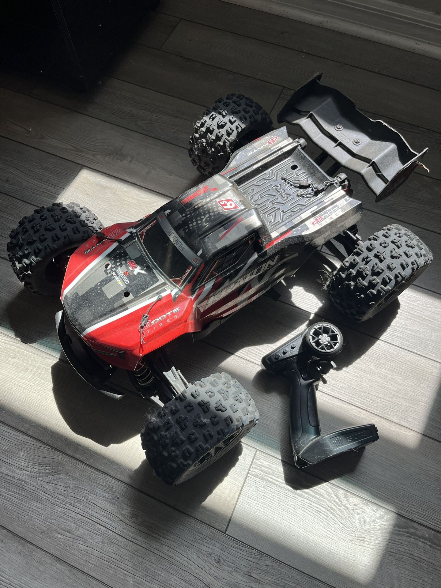 Kraton RC AWD Truck