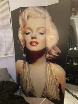Marilyn Monroe Divider