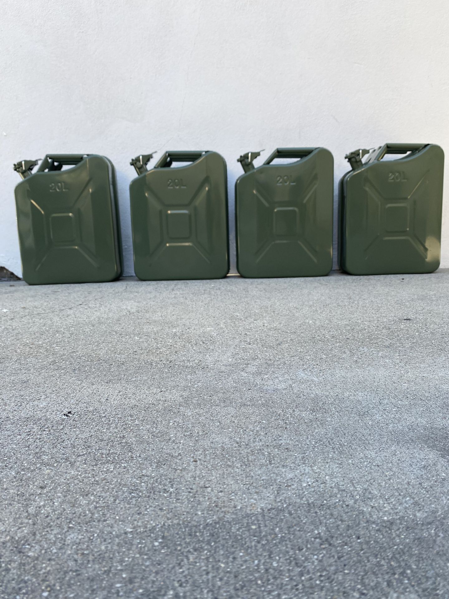 20L Green Jerry Cans Gas - Diesel