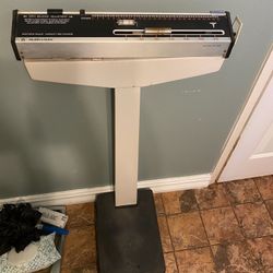 Professional 350 lb Capacity HEALTH O METER Doctors Physician Balance Scale