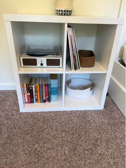 Small bookshelf/cubby
