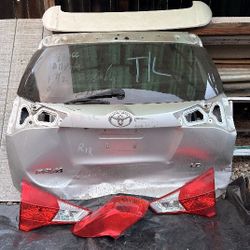 Toyota RAV4 Tailgate and Lights Parts