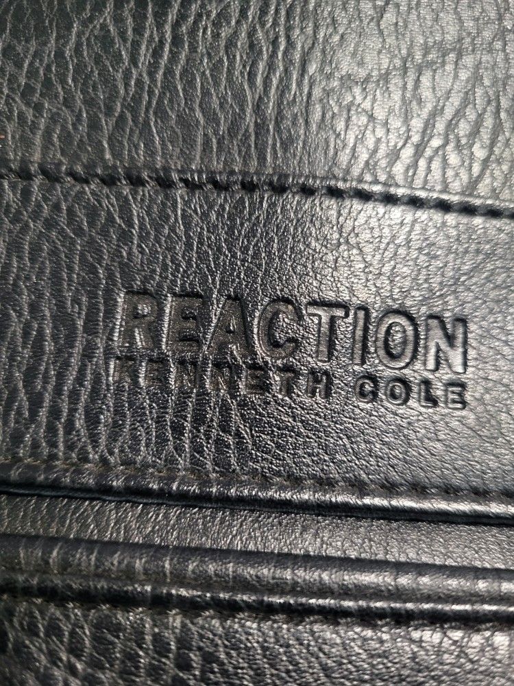 Kenneth Cole laptop case