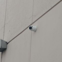 Security Cameras ⭐⭐⭐⭐⭐