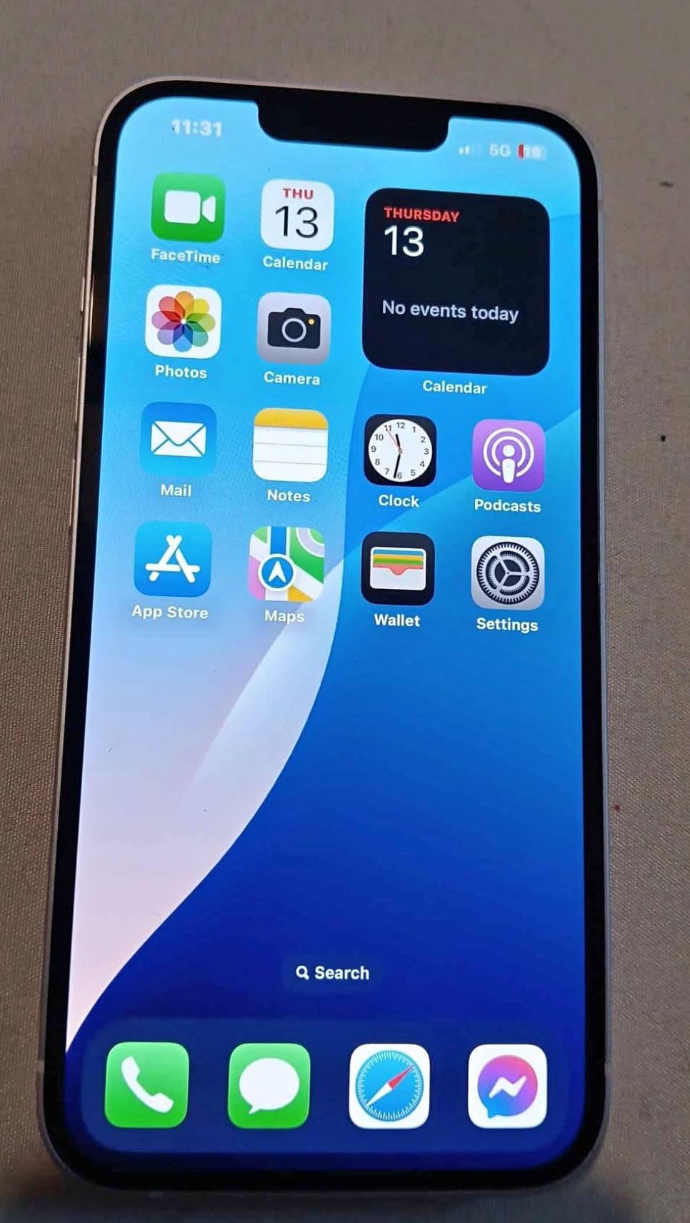 iPhone 14 Midnight