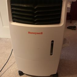 Honeywell  52 pint Air conditioner
