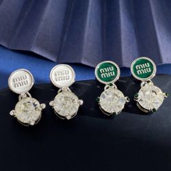 Fashion drip oil round hanging four-claw small drill large single drill