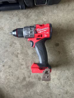 Milwaukee hammer drill