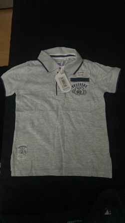 Skechers t shirts size 4-5 boys 3 for 10$