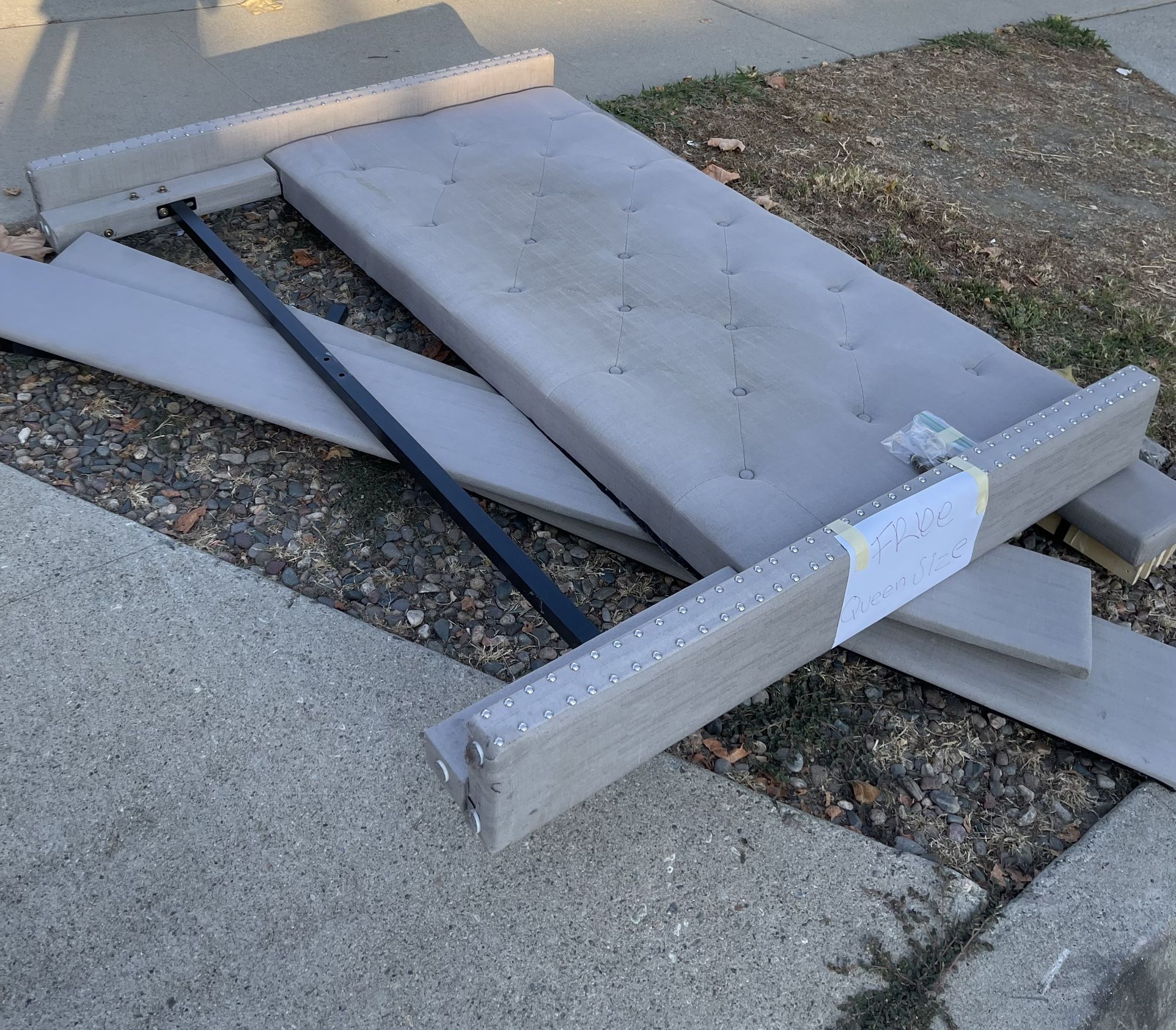 Curb Alert: Free Queen Size Bed Frame