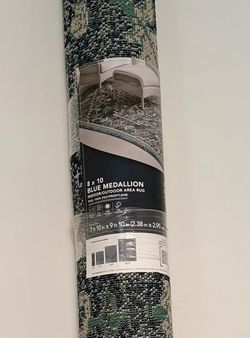 NEW 8x10 Blue Medallion Indoor/Outdoor Rug - Sealed