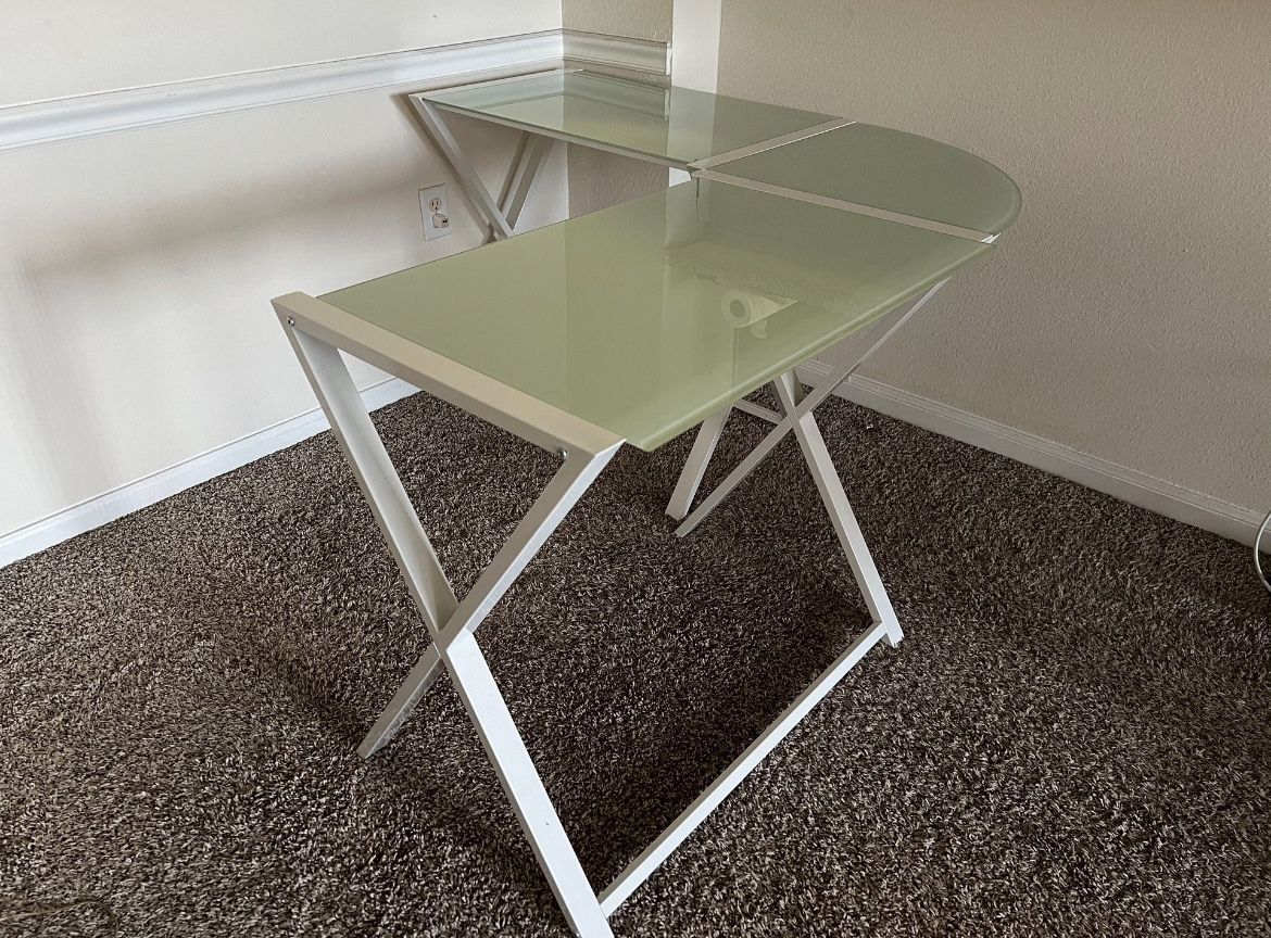 Corner Desk (L Shape Desk)