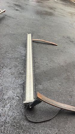 LED Light Bar with Curved Mounting Brackets