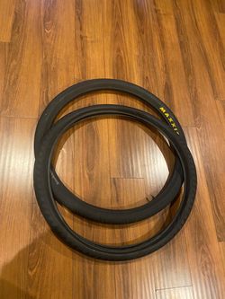 Maxxi and se tire