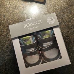 Robeez todler shoes 18-24