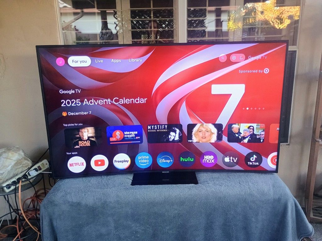 65 Inch Samsung Curved Smart TV With Remote
