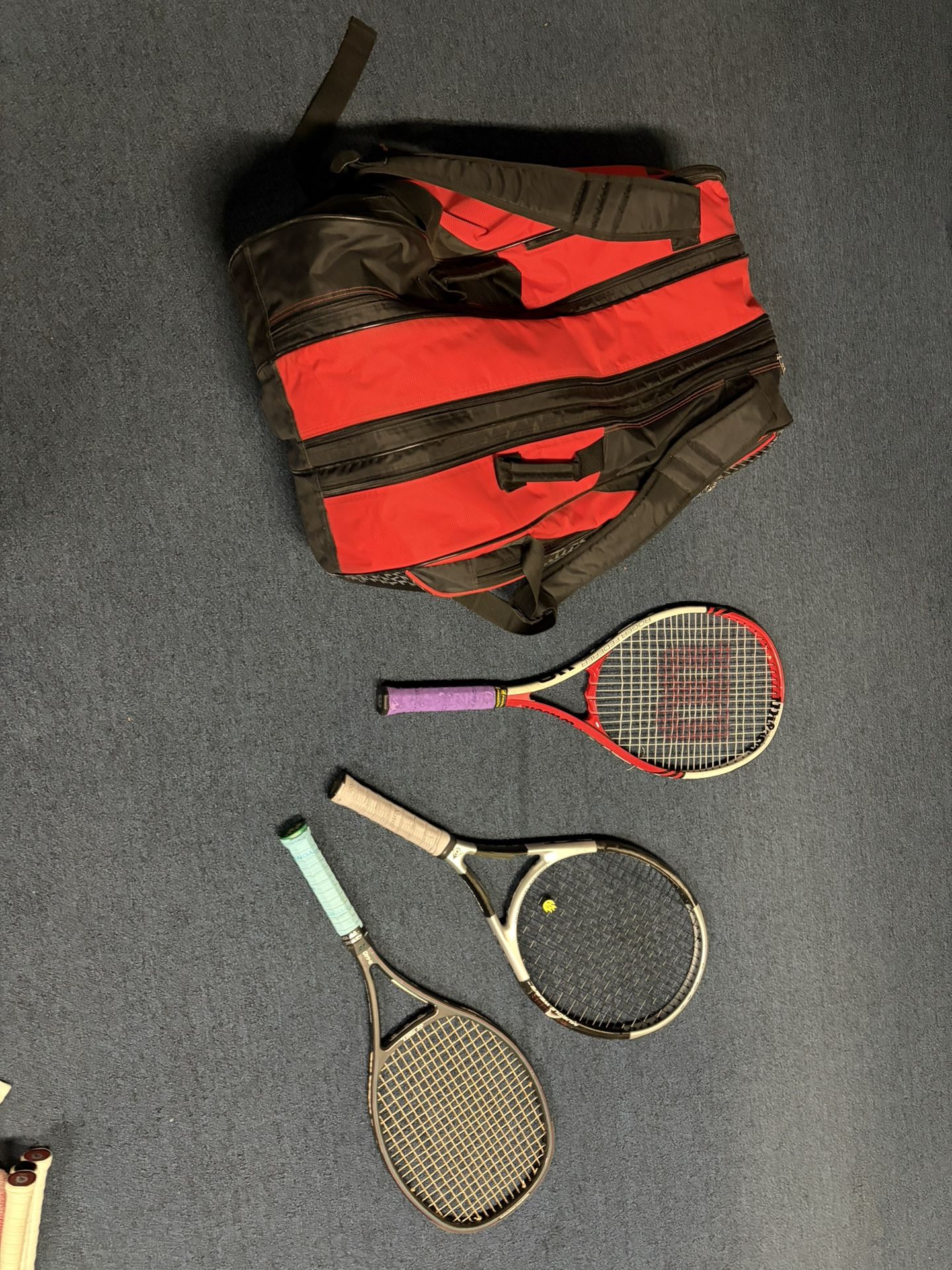 Yonex Tennis  & Badminton Bag with Tennis racket